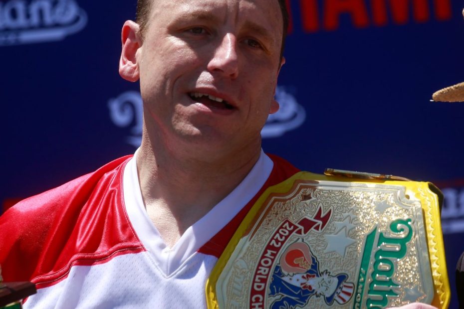 Hot-Dog Champ Joey Chestnut Has Made Millions As 'The World'S Greatest Eater'  - Marketwatch